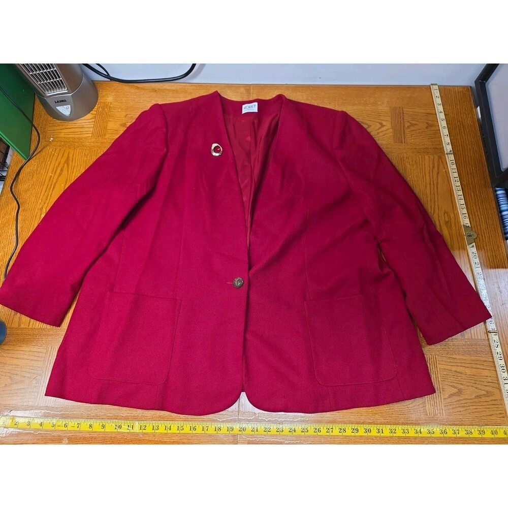 Koret VTG 90's Women’s Red Wool Blazer Suit Jacket Size 28W With Broch